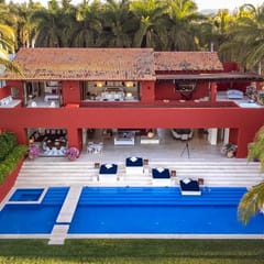 Villa Pacifica 7BR